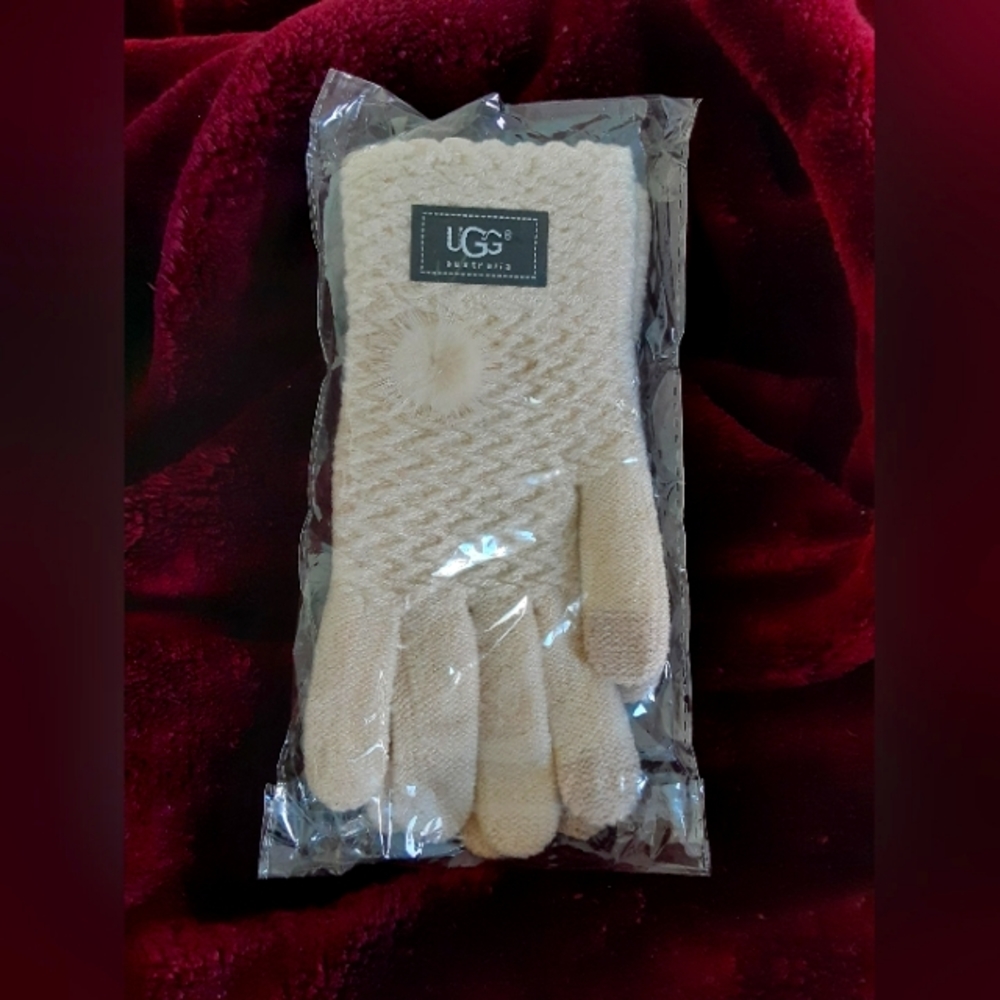 UGG Knit Women's Touch Screen Gloves